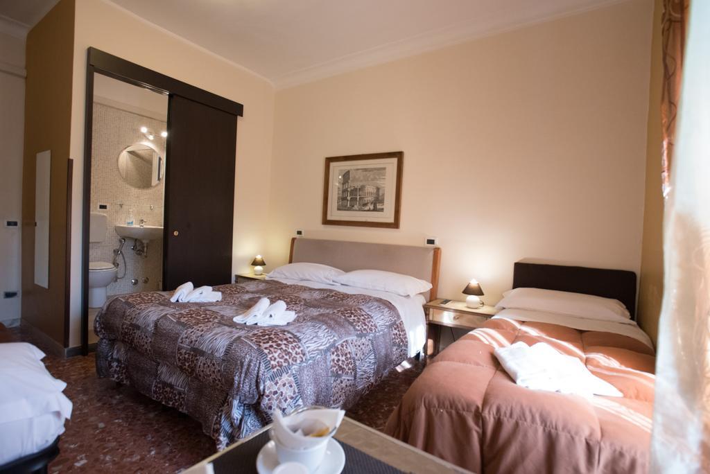 Quo Vadis Hotel Rome Exterior photo